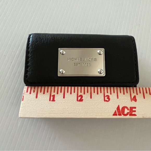 RARE Vintage Michael Kors Black Leather Silver Tone Mini Flap Wallet w/Key Ring - Picture 9 of 12
